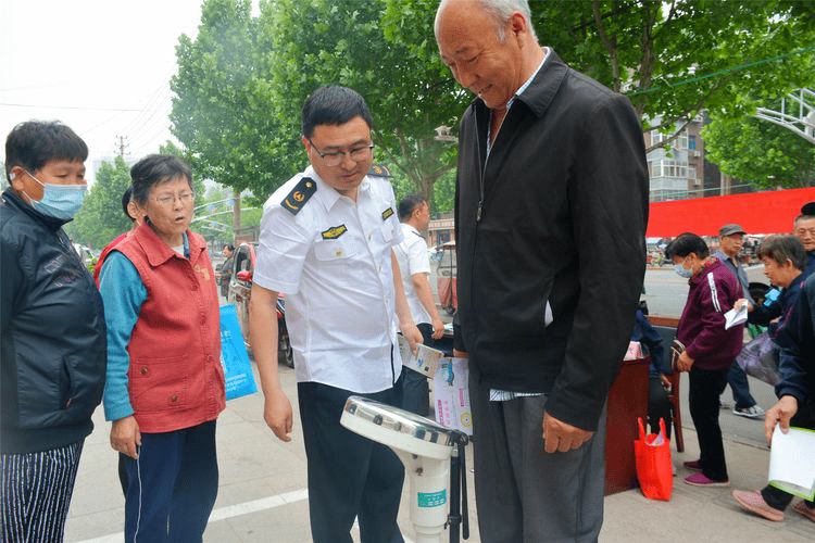 管家婆精准预测：一肖一特，揭秘今日必中生肖特码！